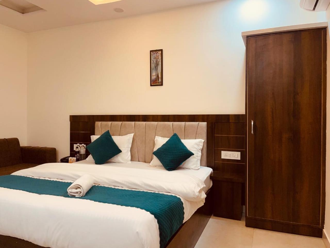 The Divine Ganga - Hot Selling Property In Haridwār Extérieur photo